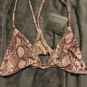 Acacia Shaka Top size L Python